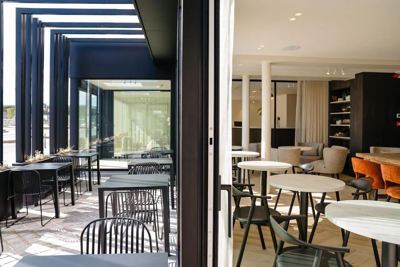 Hotel Du Bassin 3*, Ostend Belgium