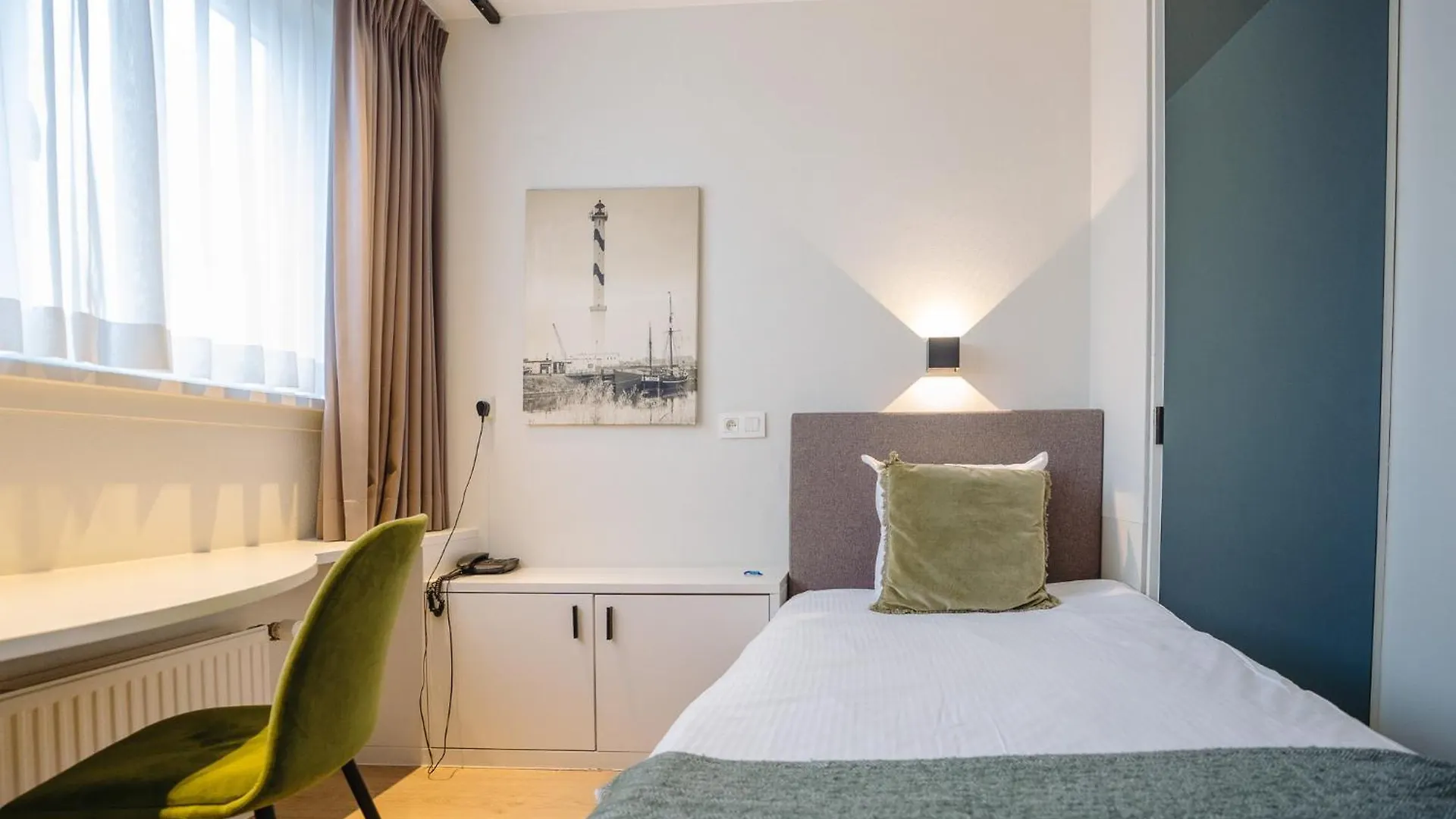 ***  Hotel Du Bassin Belgium
